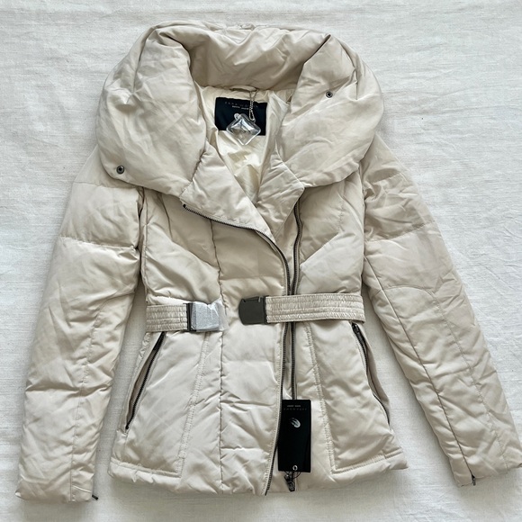 Zara Women’s Down Jacket! Size: XS - Picture 1 of 1